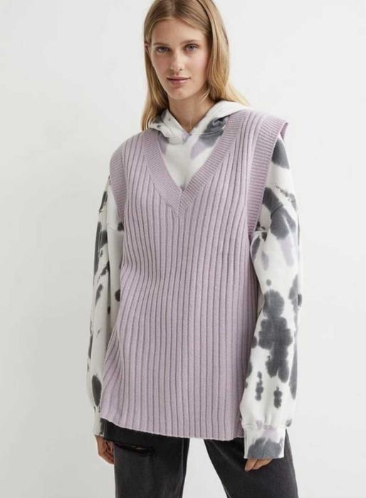Жіночий стильний жилет безрукавка H&M  лілового кольору р.50-EUR42