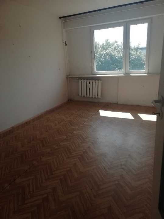 Sprzedam mieszkanie w bloku-3 pokoje
