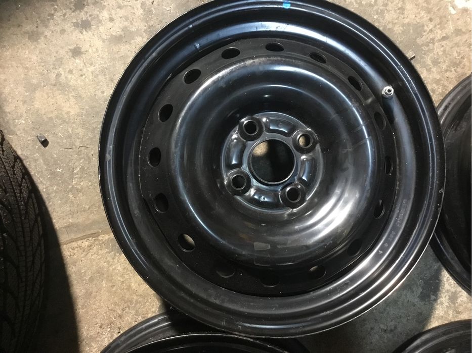 Felgi 15 Suzuki Baleno Ignis Swift 4x100x54 ET40 5jx15 czujniki cisnie