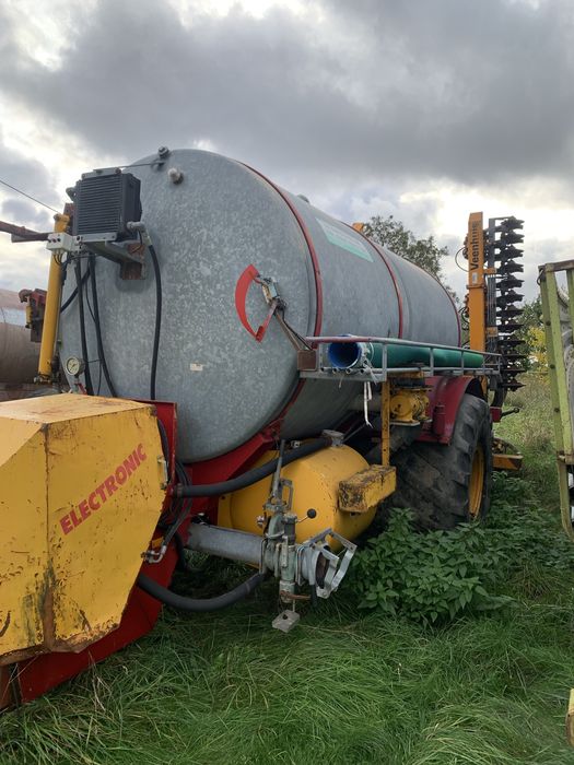 Beczka asenizacyjna , beczkowóz aplikator