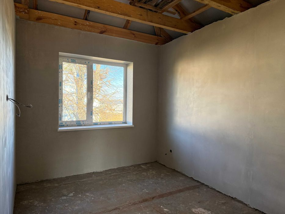 Продаємо дуплекс з гаражем і ділянкою 3.5 сотки