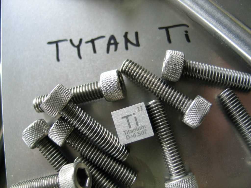 Tytan Ti formatka blacha lub tytanowy pręt wałek śruba tunig KJS