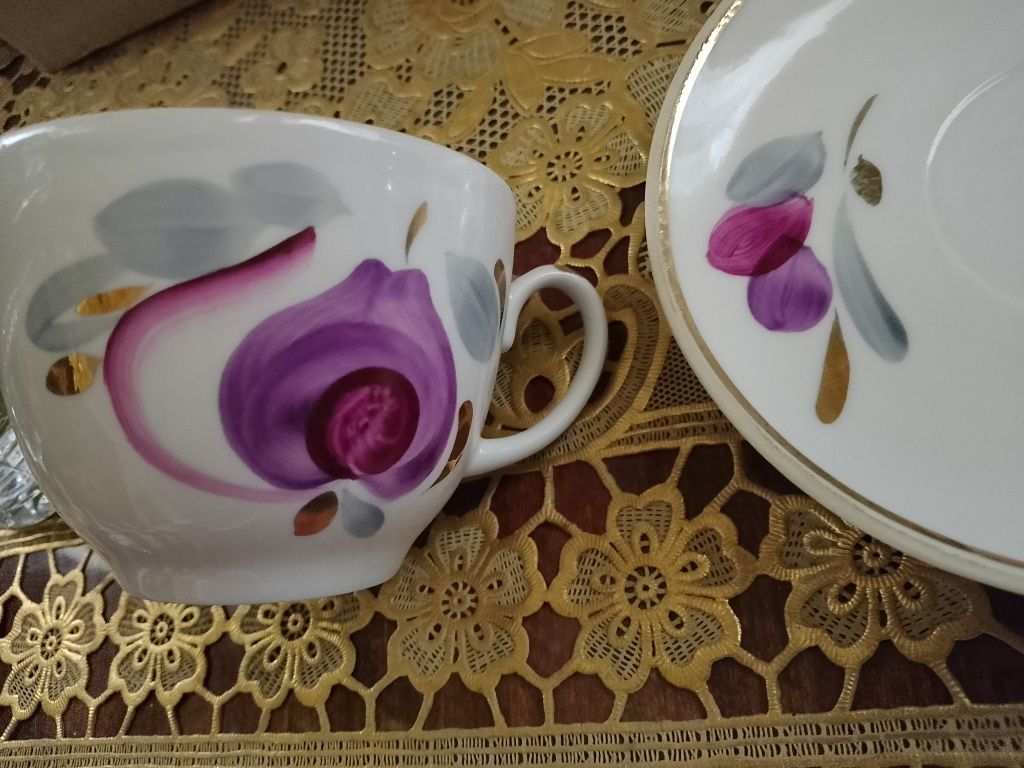 Чайная чашка с блюдцем