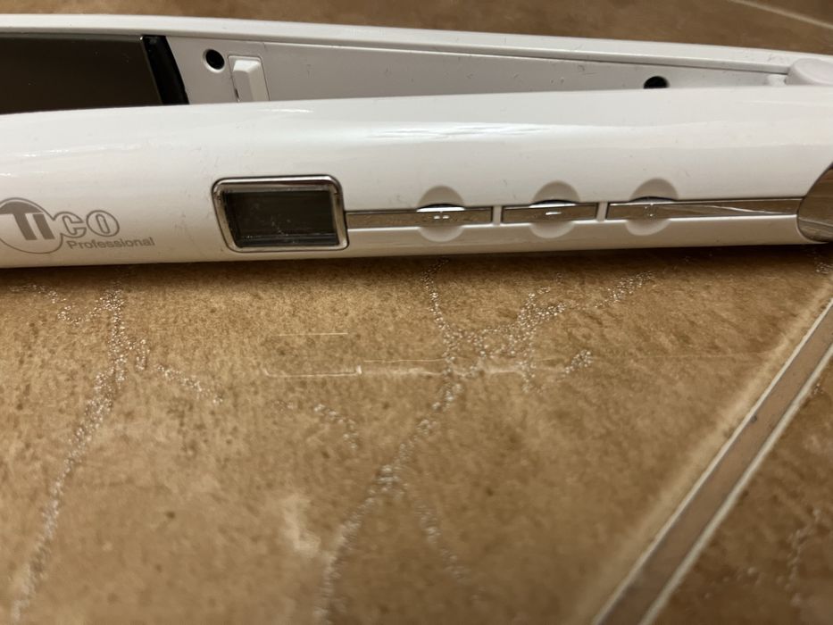 Плойка випрамляч