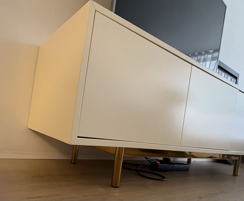 Móvel de televisao Interdesign