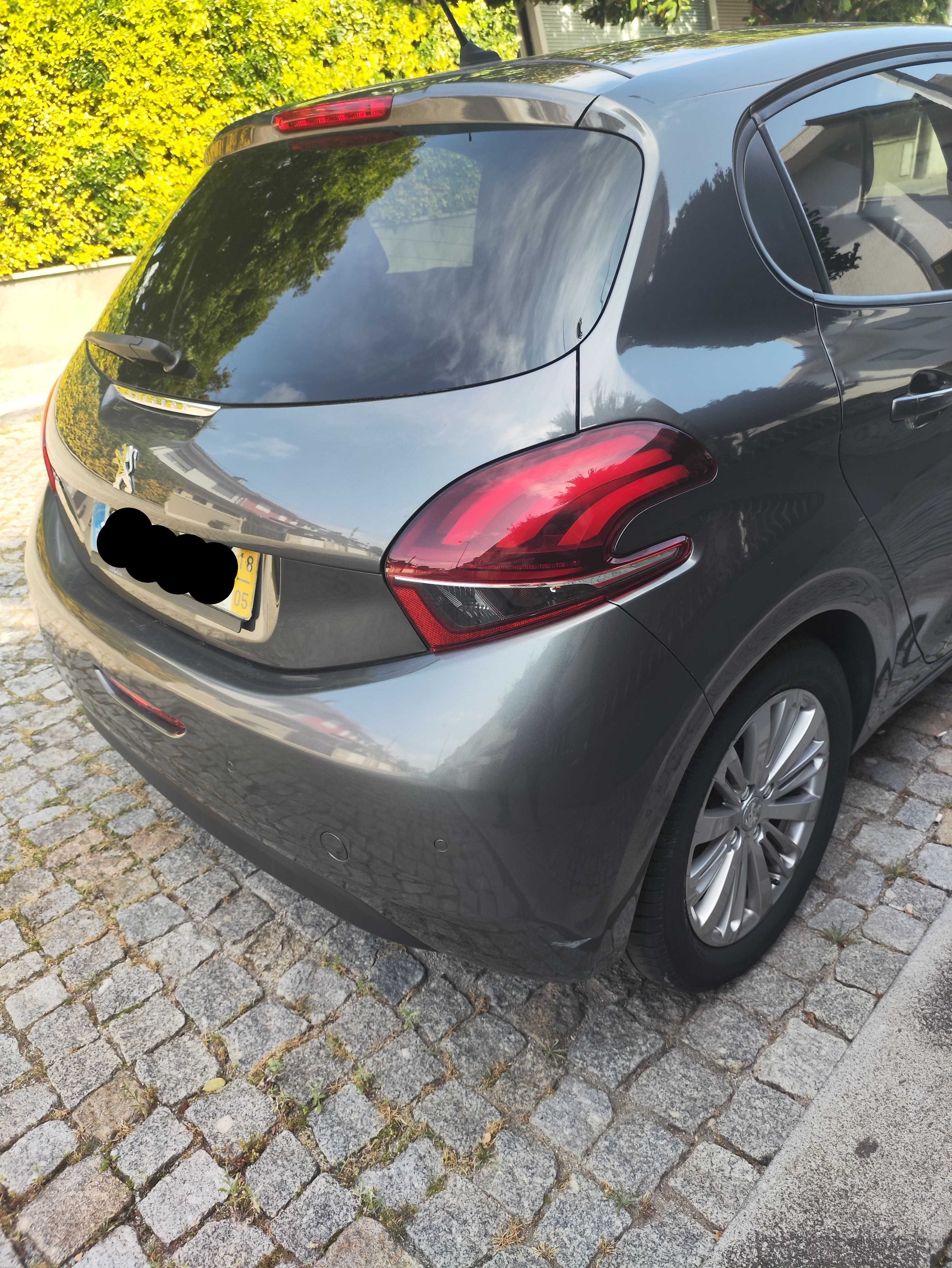 Peugeot 208 1.2 puretech style
