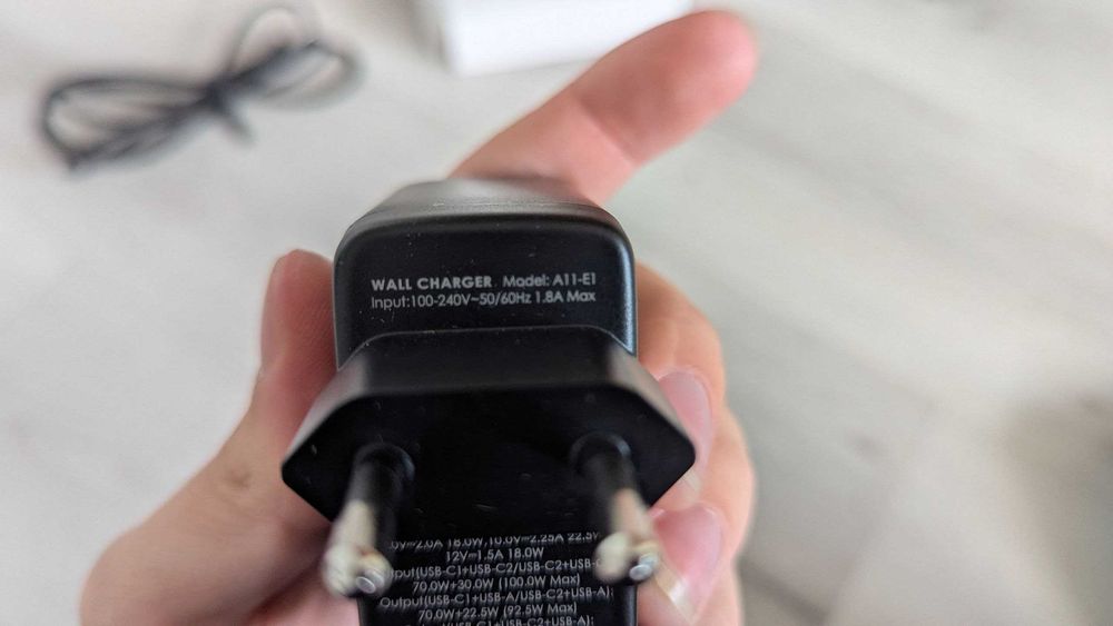 Супершвидка зарядка INIU A11-E1 100W. Зарядка для телефонів/Ноутбуків