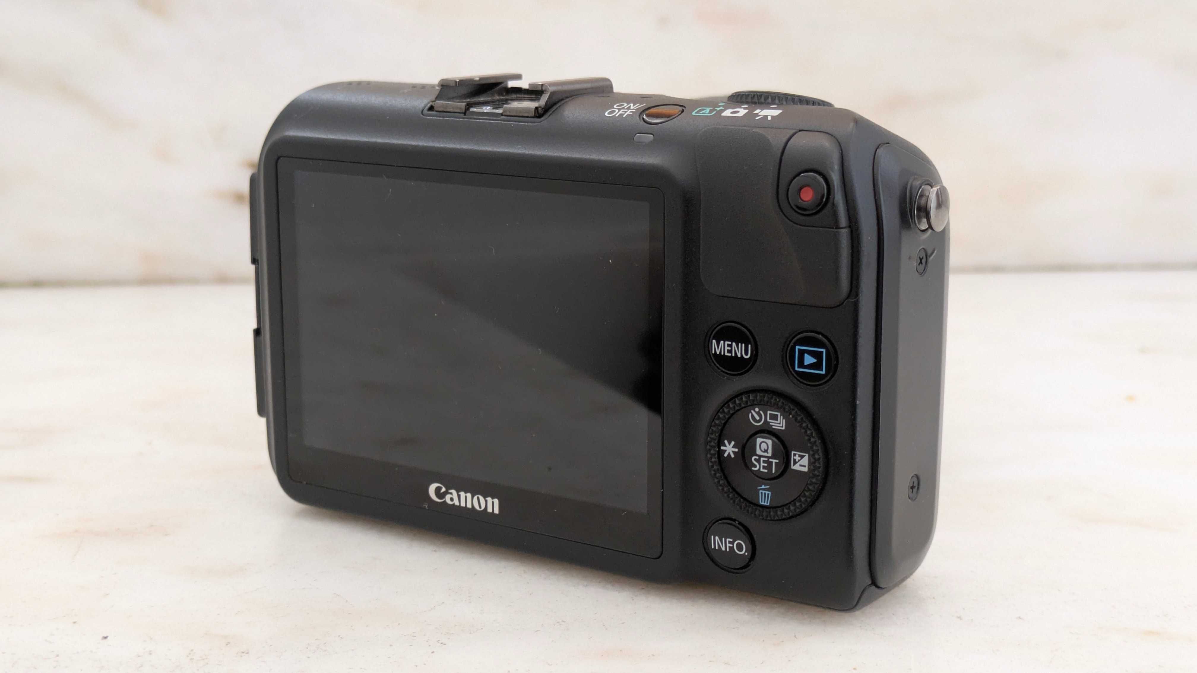 Canon EOS M (Excelente camera)