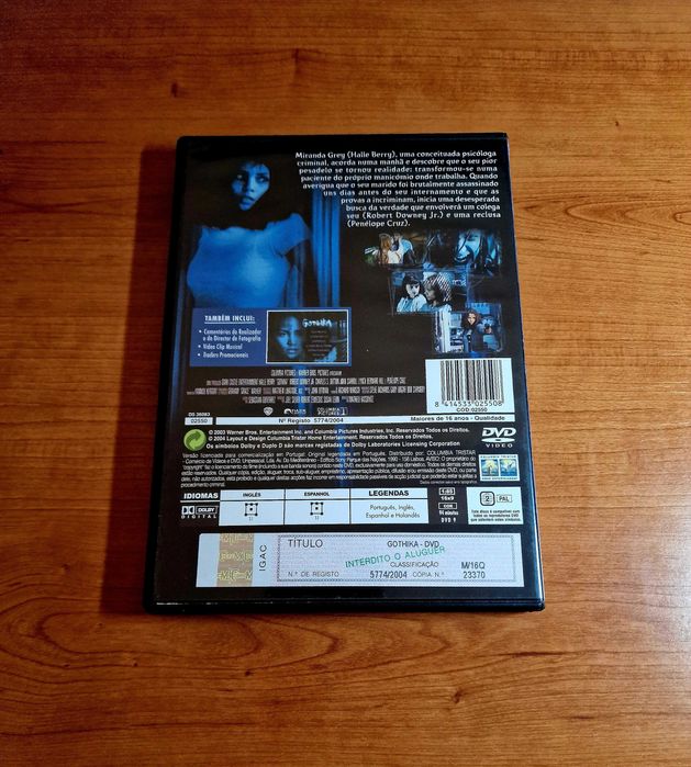 GOTHIKA (Halle Berry/Penélope Cruz/Robert Downey Jr) NOT ALONE...