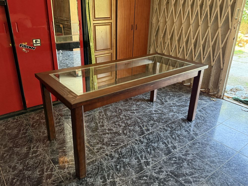 Mesa sala em madeira maciça e vidro
