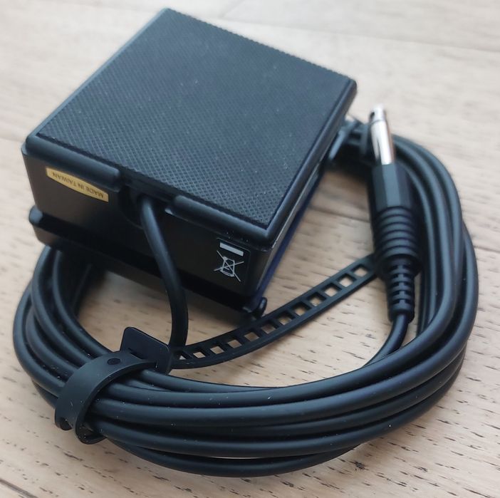 Roland DP-2 Pedal Switch