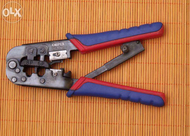 Alicate de Cravar ARJ45 (Knipex)