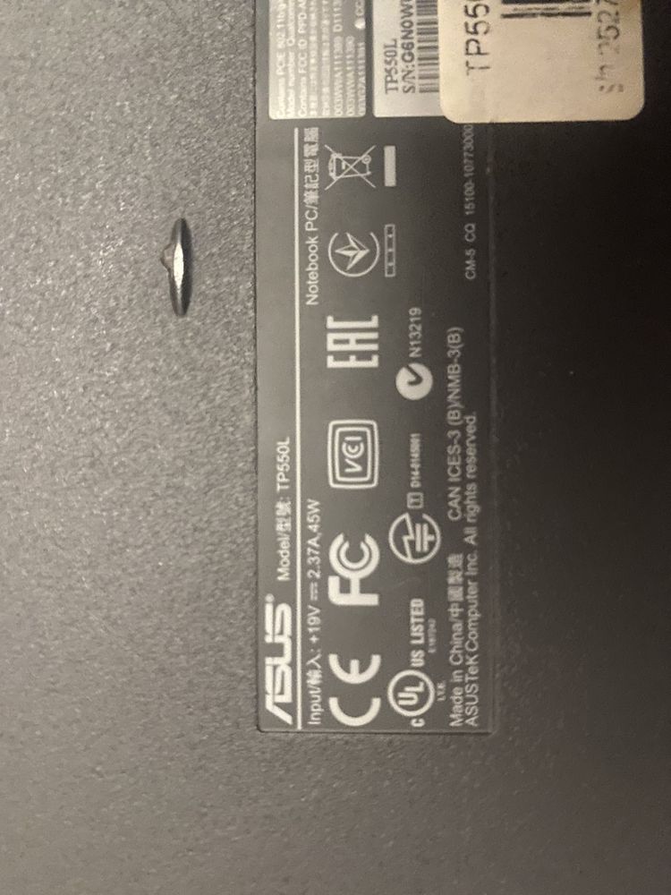 Laptop z ekranem dotykowym asus TP550lab
