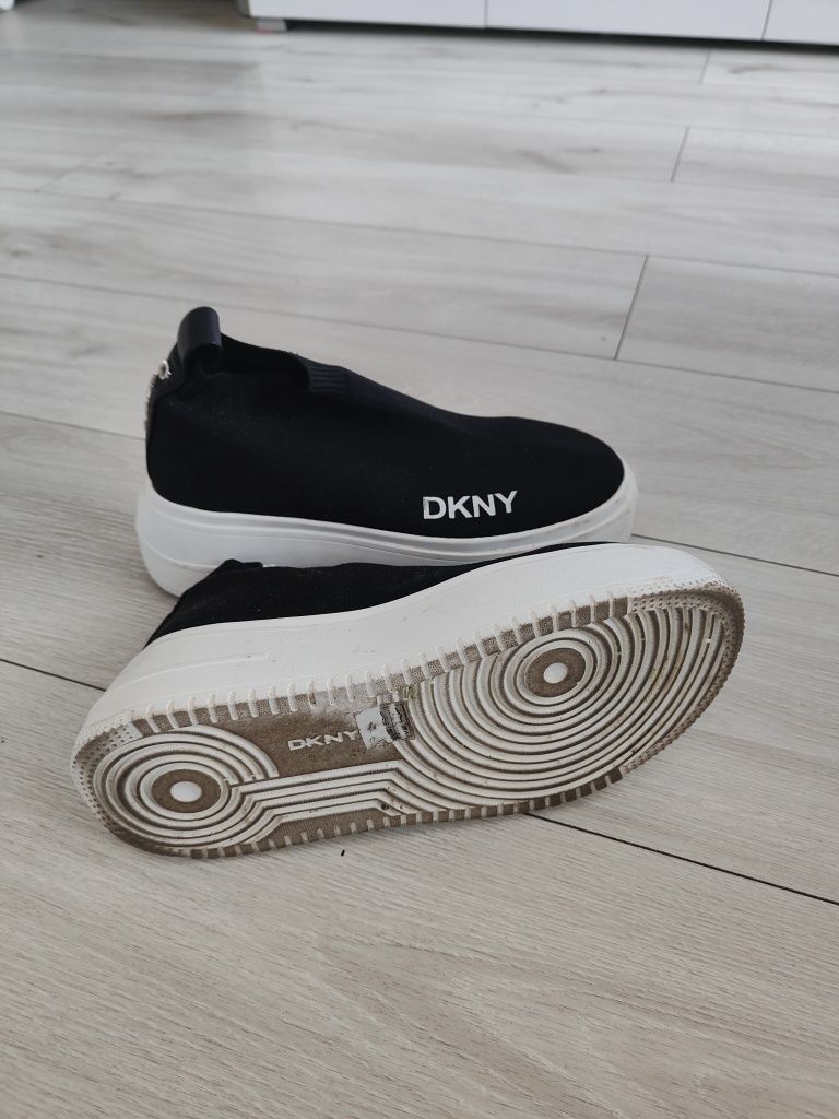 Obuwie sportowe damskie DKNY