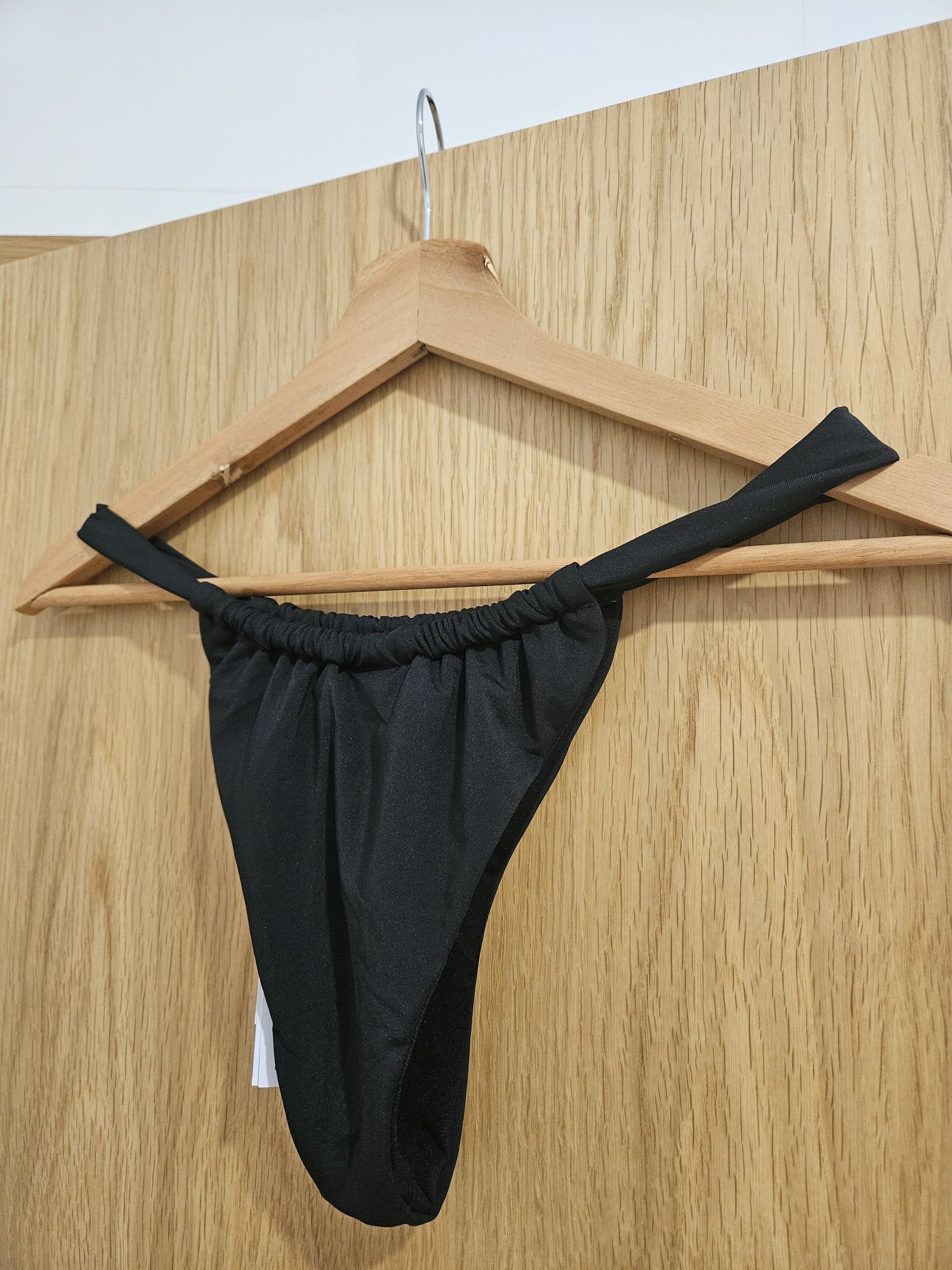 Cueca biquini ajustável