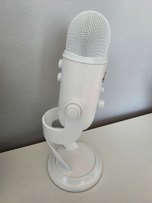 Mikrofon pojemnościowy studyjny BLUE YETI USB biały