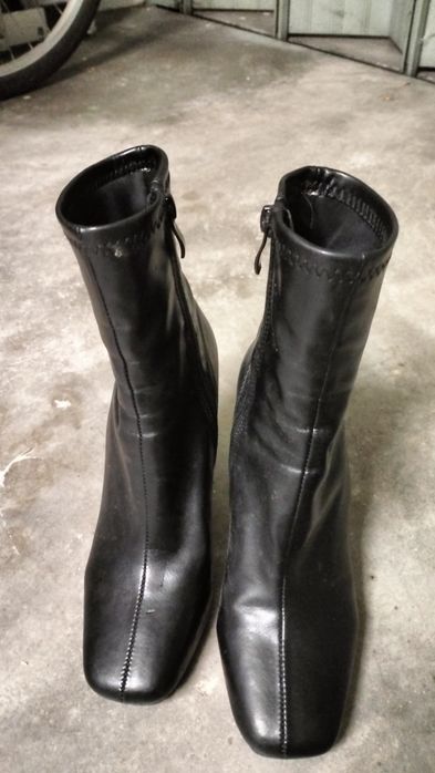 Bota cano alto número 36