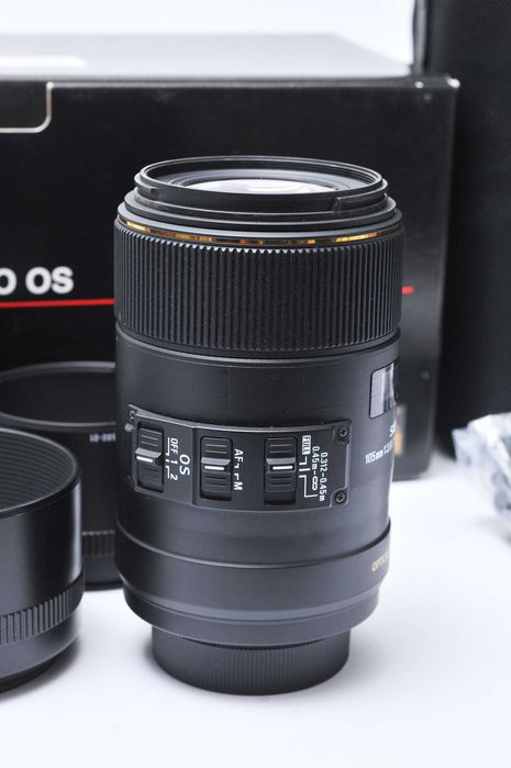 Sigma 105mm f2.8 EX DG Macro OS p/ Nikon
