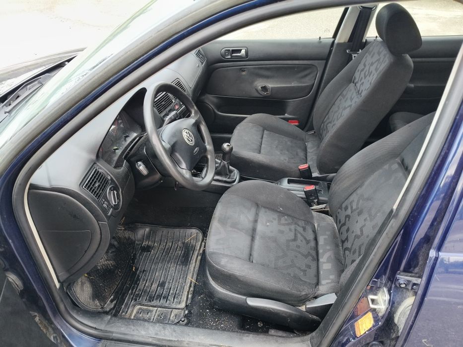 VW Golf 1.9 Tdi długie opłaty