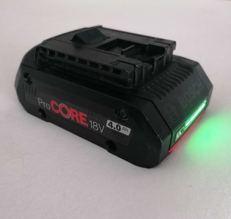 BOSCH  Bateria  akumulator  ProCore 18V 4.0 Ah   12/2024r  jak nowa!