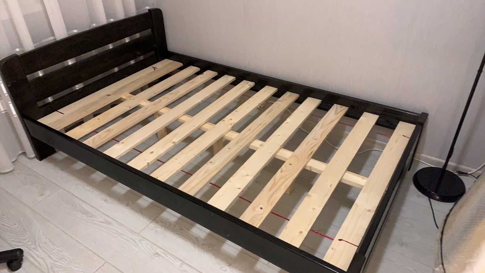Большая натуральная кровать деревянная 160*200