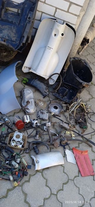 Продам пластик скутера Honda crea AF-54