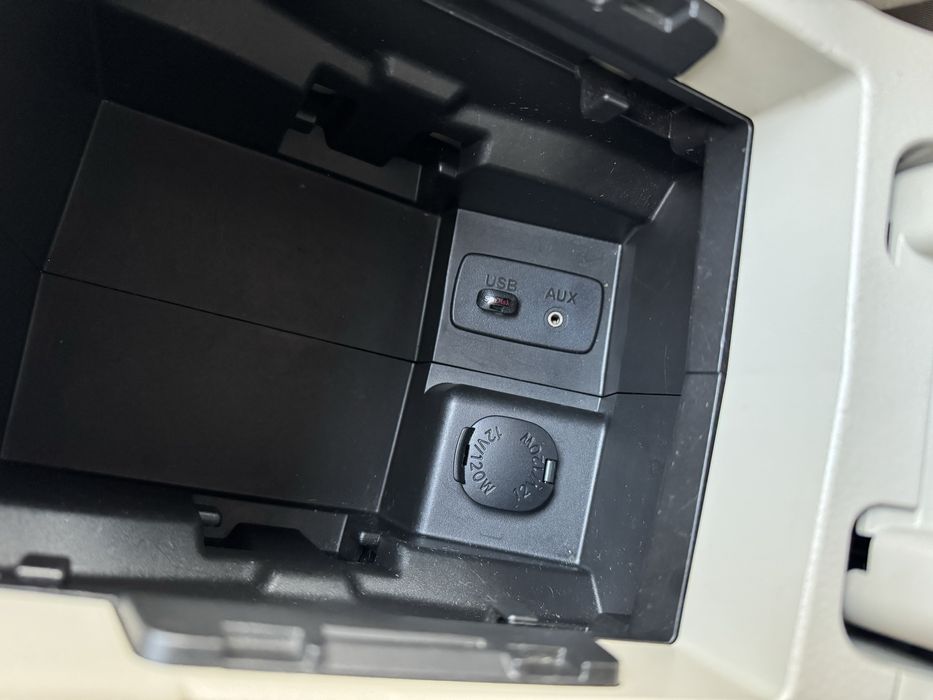 Subaru Crosstrek XV 2.0 4X4 AT бензин автомат 4WD CVT кросовер джип