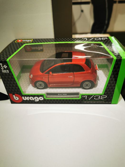 Fiat 500 Burago 1/32
