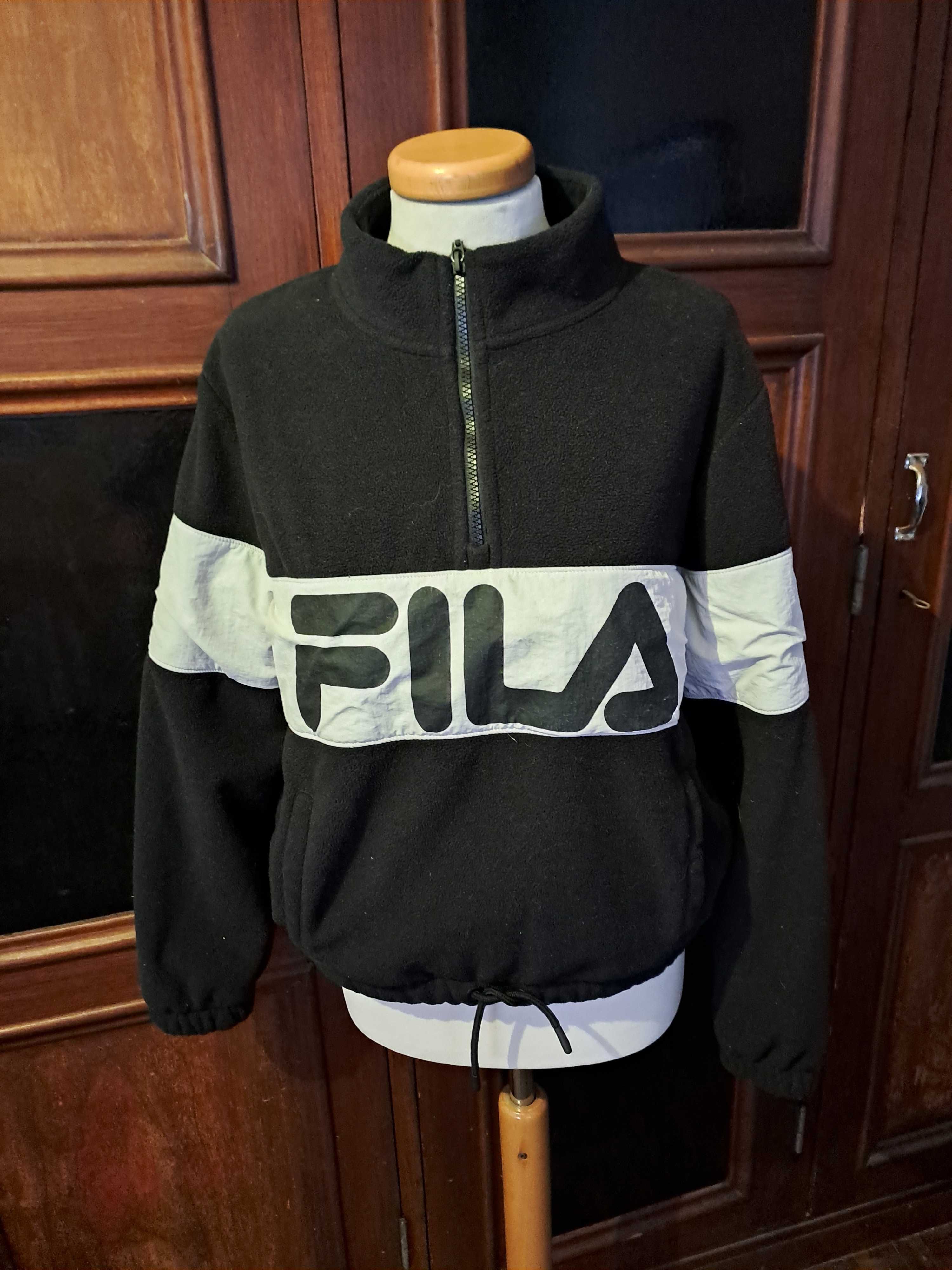 Sweat da marca fila