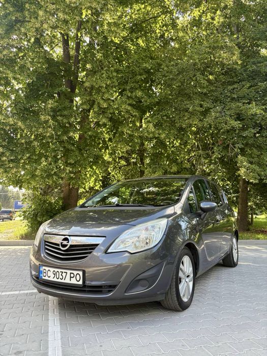 Продам Opel Meriva b 2011 АКПП