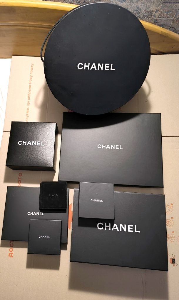 CHANEL брендовые коробки разных размеров
