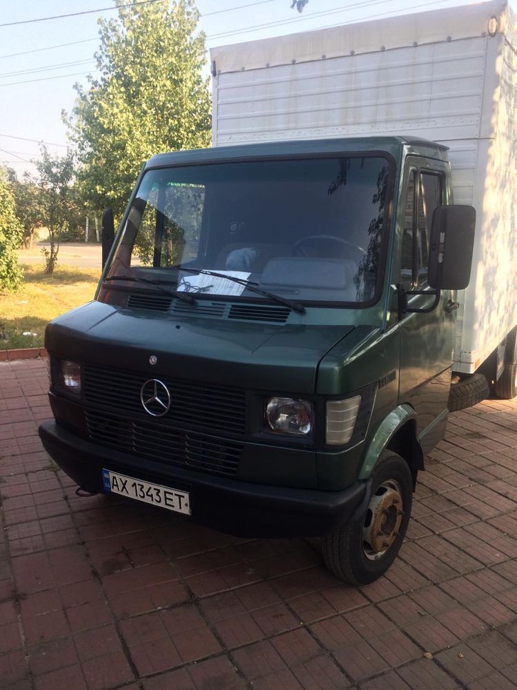 Mercedes  T1  410