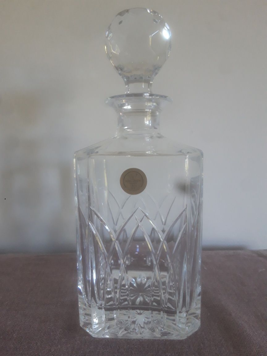 Garrafa Royal Crystal Atlantis com etiqueta