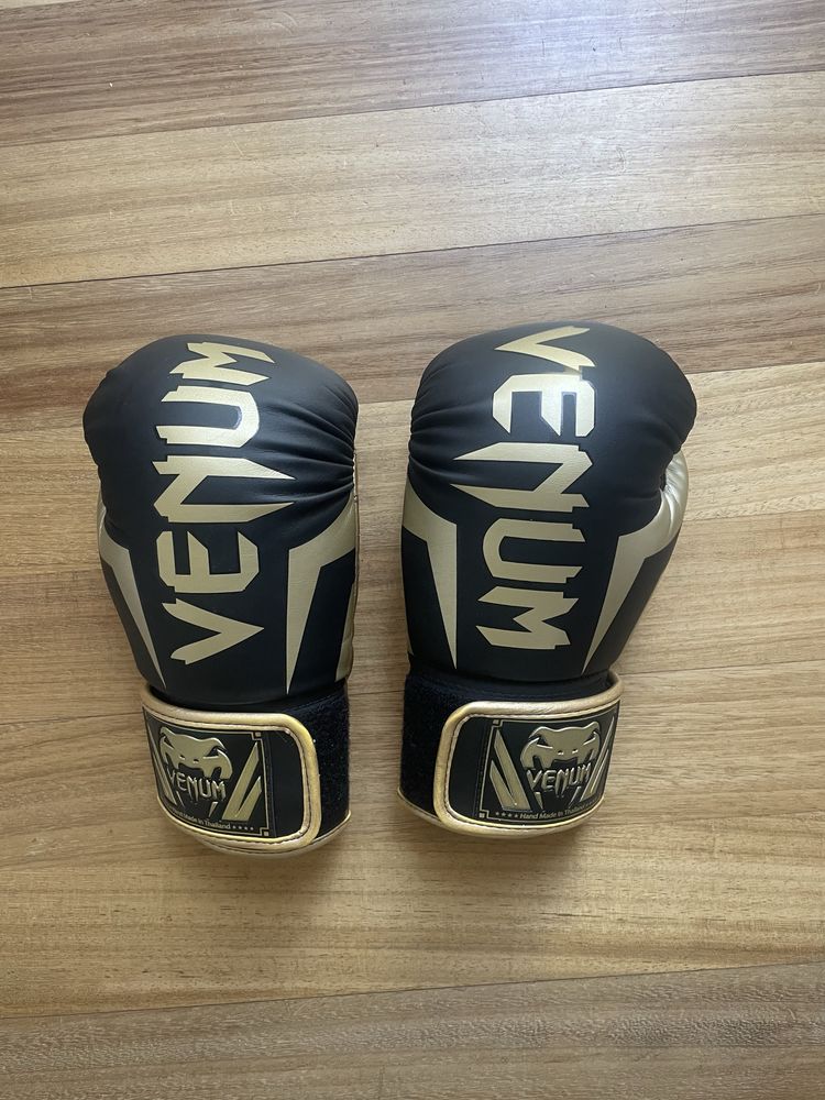 Luvas de Boxe Venum Elite Preto/Dourado