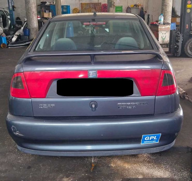Seat Cordoba para peças