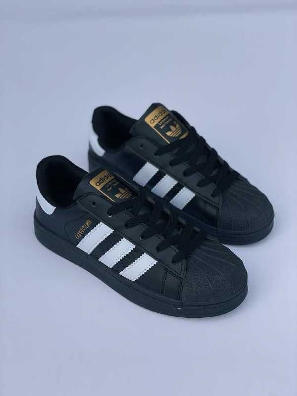 Знову в наявності всі розміри Adidas SUPERSTAR Black !