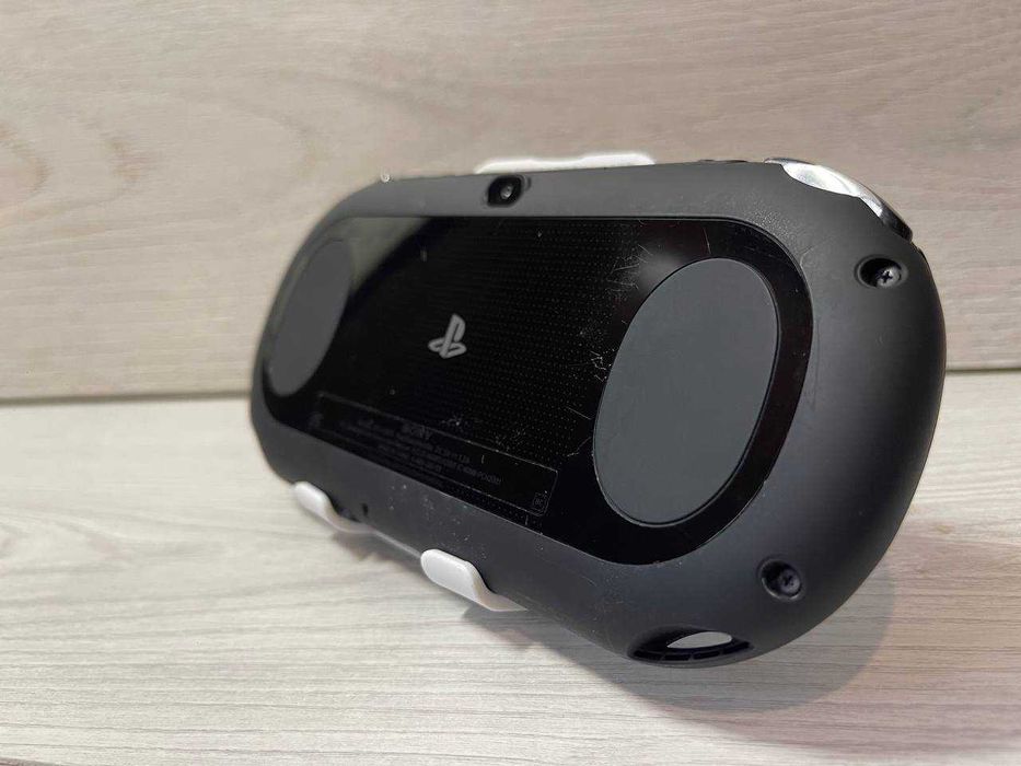 Sony PS VITA Slim 2001 64GB+30Ігор + повний комплект Playstation Vita
