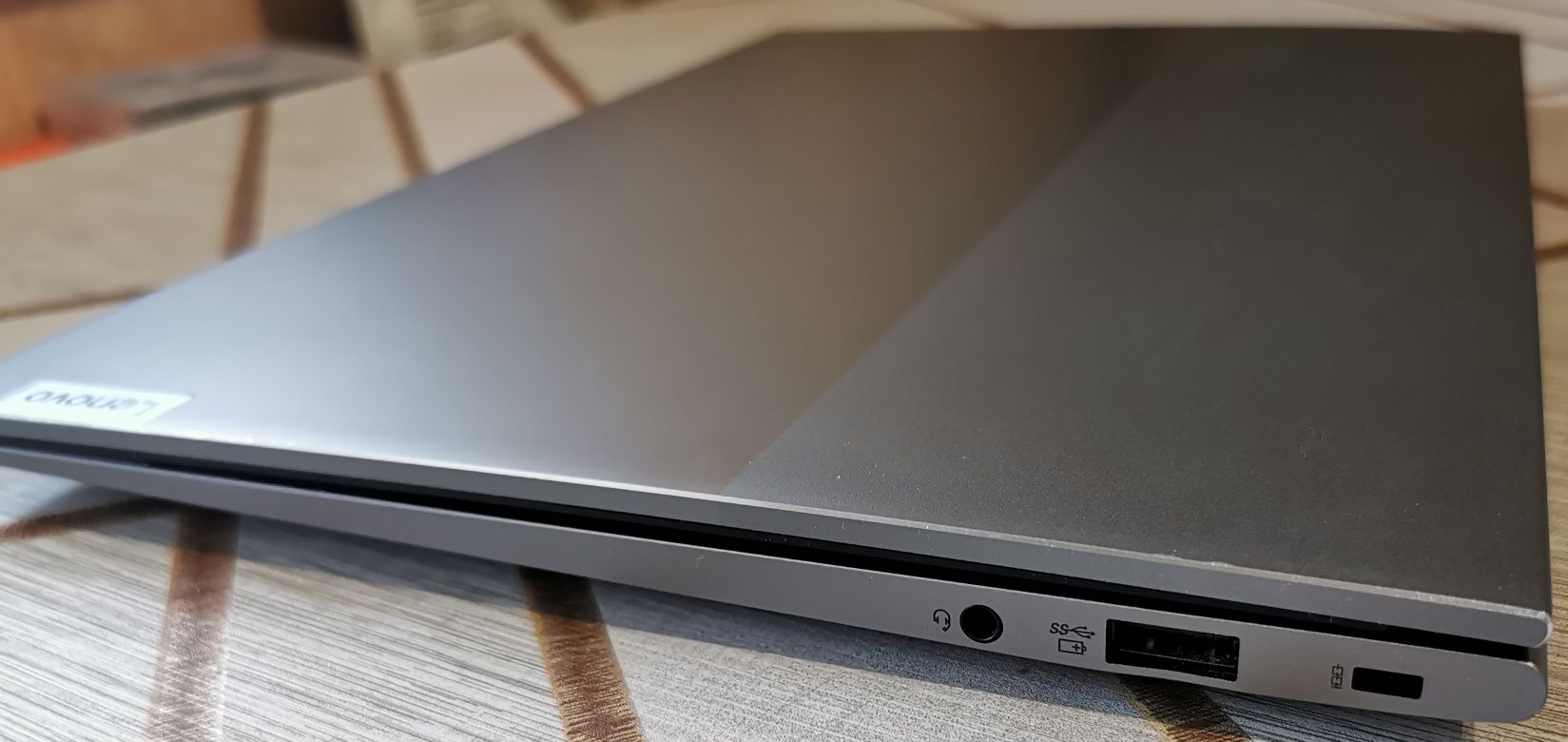 Lenovo ThinkBook 13s G4, 2k+, Ryzen 5 6600u, 8/512 gb m.2 NVMe