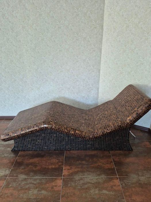 Ліжак із плитки з підігрівом