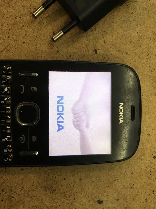 Nokia asha 200 телефон