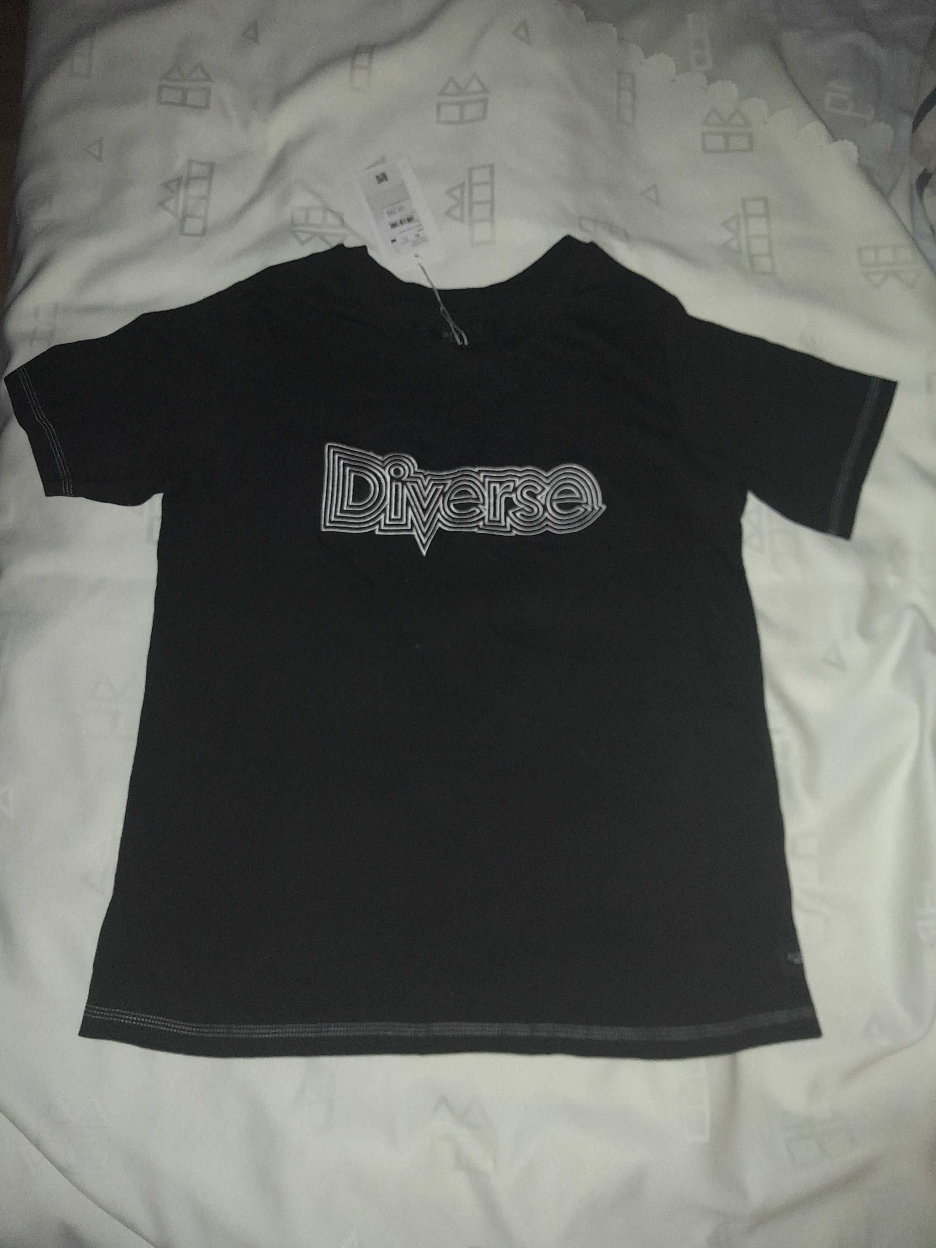 Damska koszulka T-shirt Diverse r.M- L.