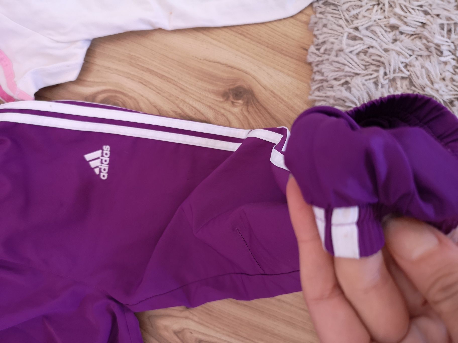 Dres Adidas komplet dresowy Adidasa dziewczęcy 104