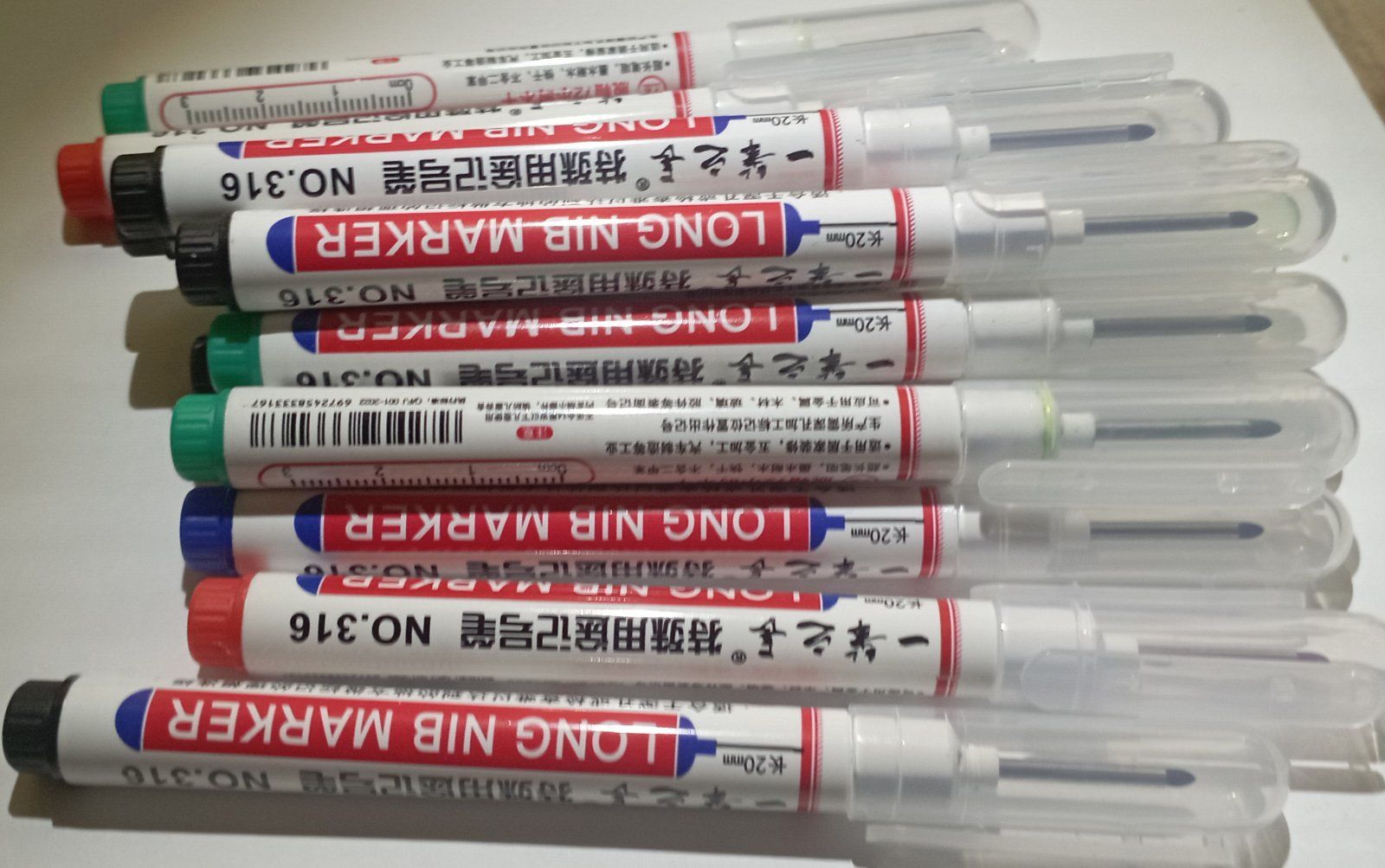 Маркер з довгим носиком для вузьких  отворів (long nib marker)