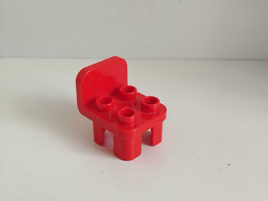 Klocki Lego Duplo - czerwone krzesło z oparciem