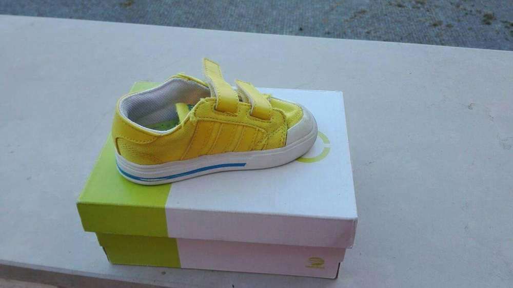 Adidas neo 21