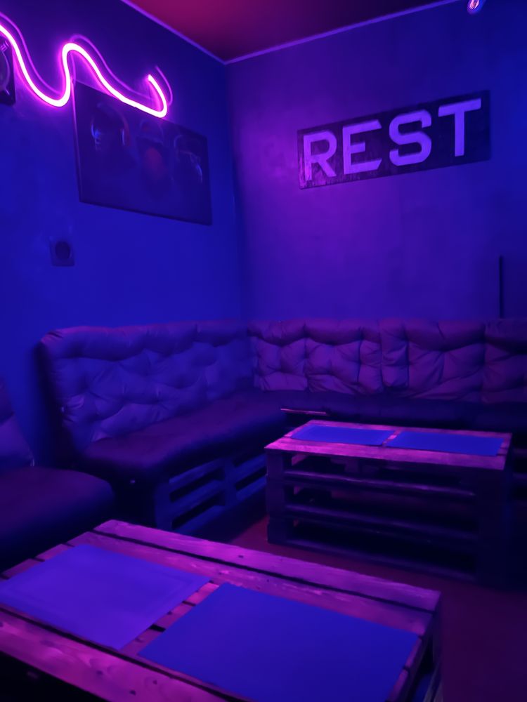 Діючий Кальян-бар Rest