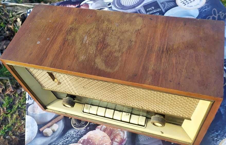 Stare polskie radio Goplana 3211 lampowe, dizajn PRL