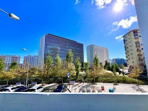 Apartamento T1 - Gare do Oriente