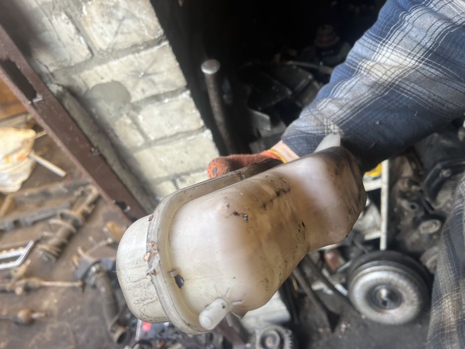 Бачок разширительный Бад с6 byd s6