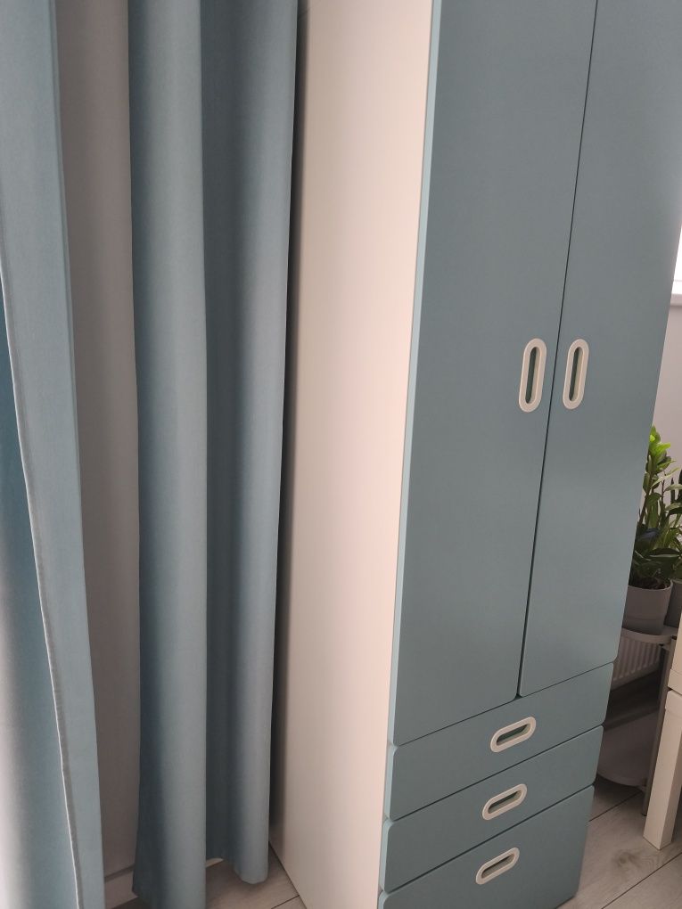 Sprzedam szafę do pokoju dziecięcego IKEA Stuva, kolor jasnoniebieski